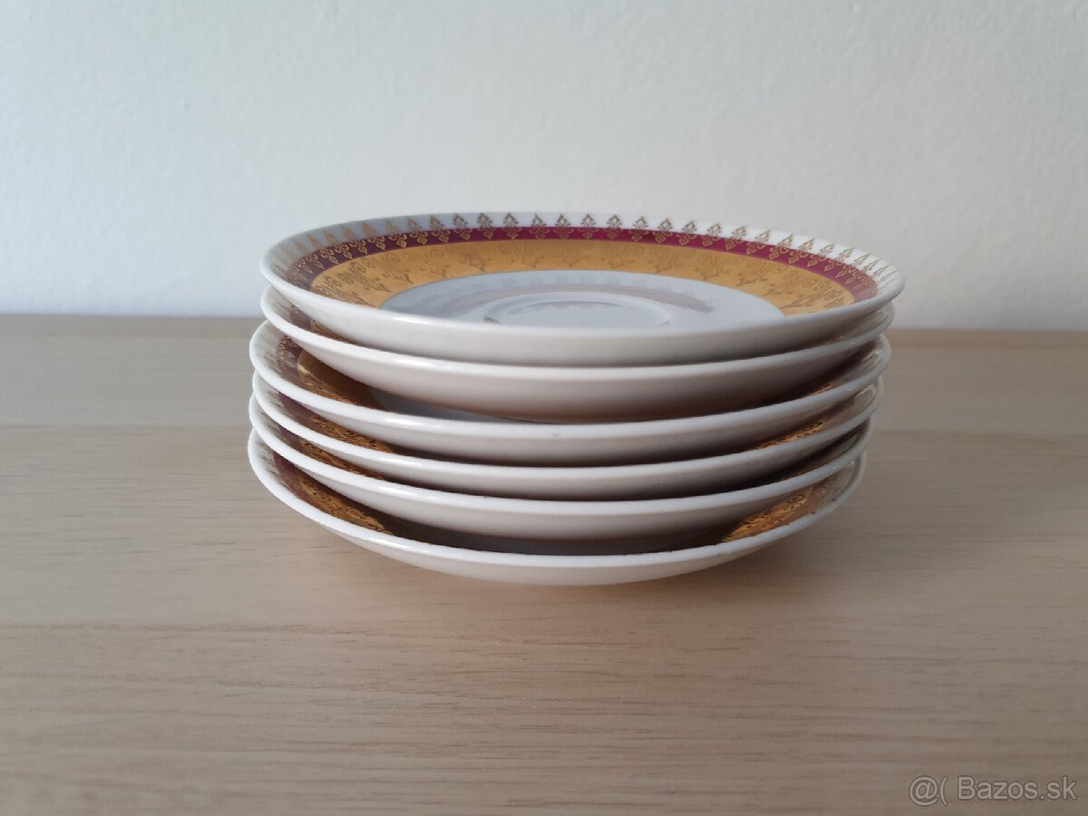 Porcelánové šálky s tanierikmi - súprava - 11