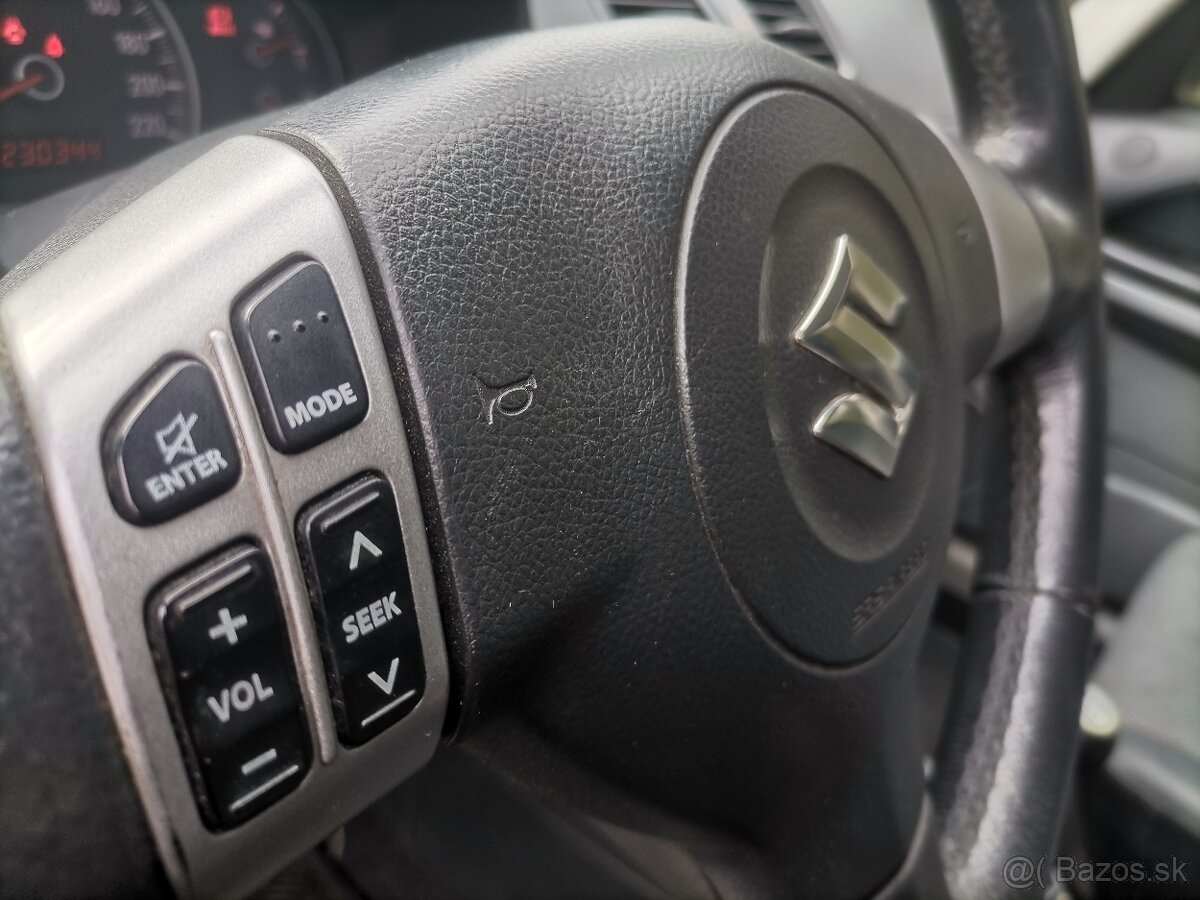 Suzuki SX4 pohon 4×4 - 11