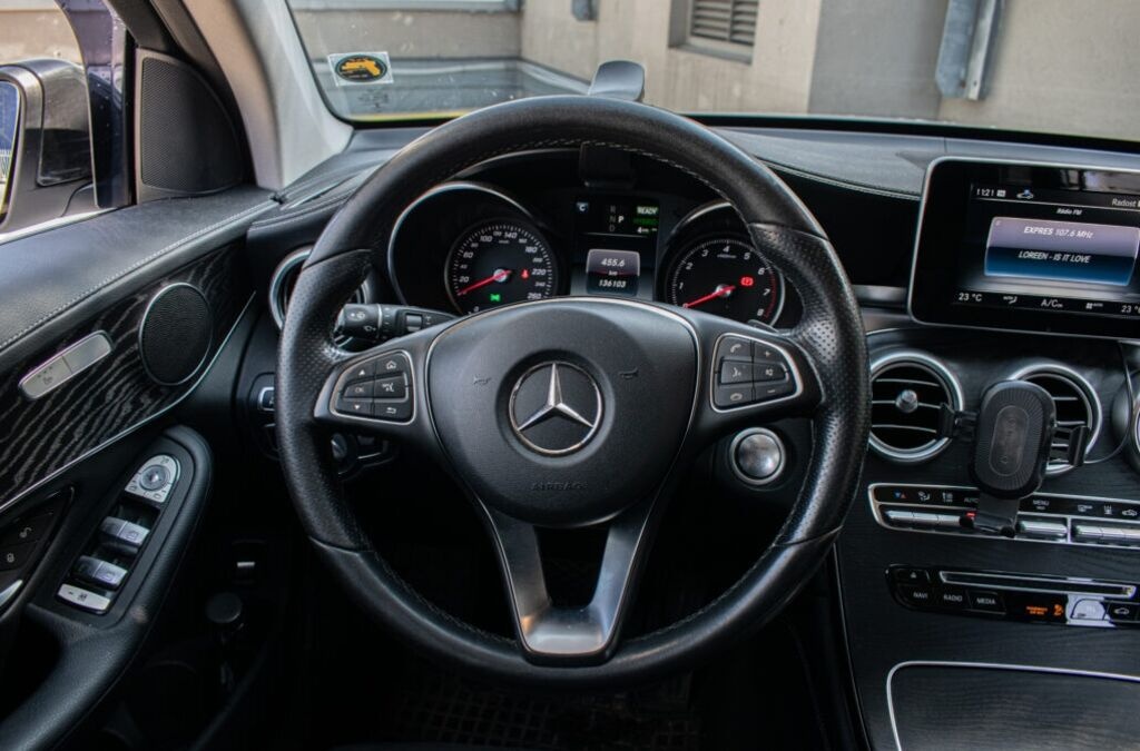 Mercedes-Benz GLC SUV 350 e 4MATIC A/T - 11