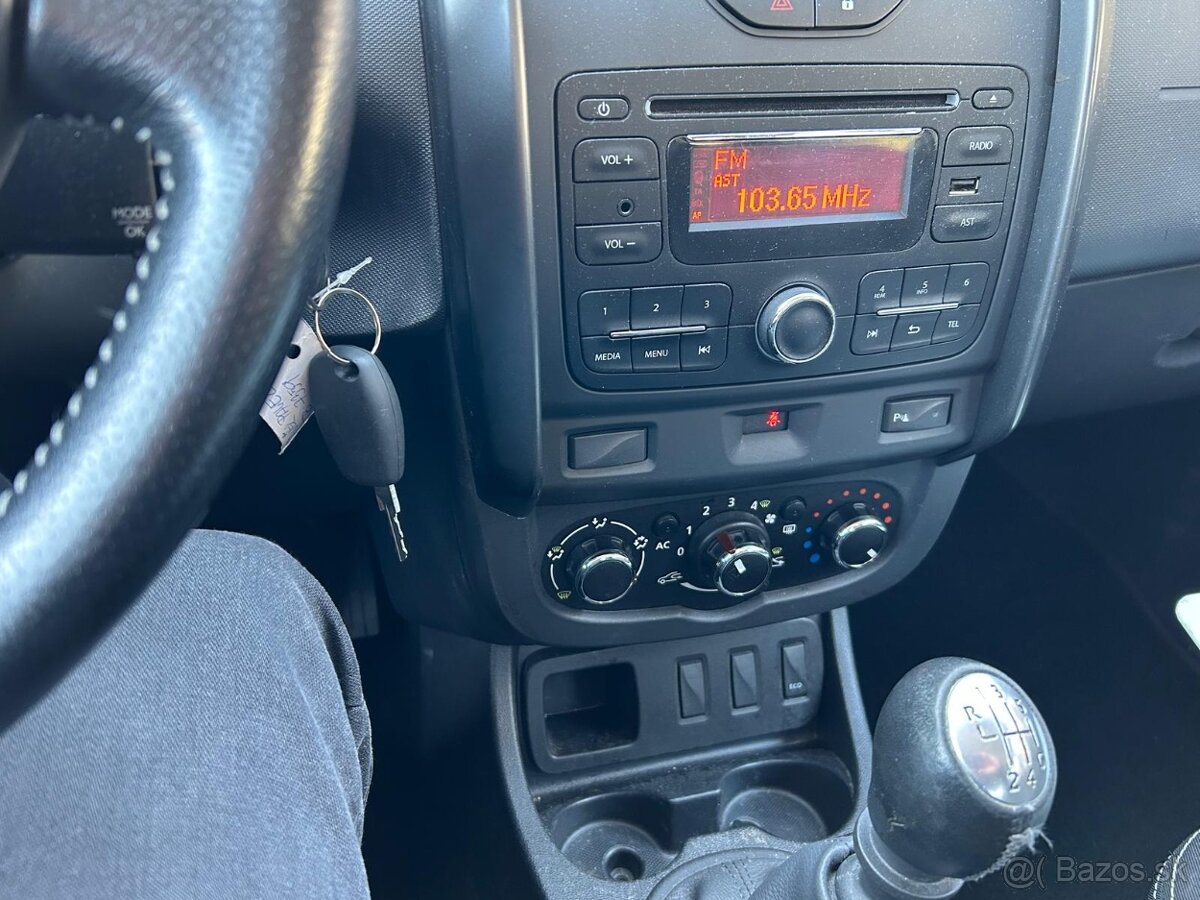 Dacia Duster 1.5 dCi 80 kW - 11