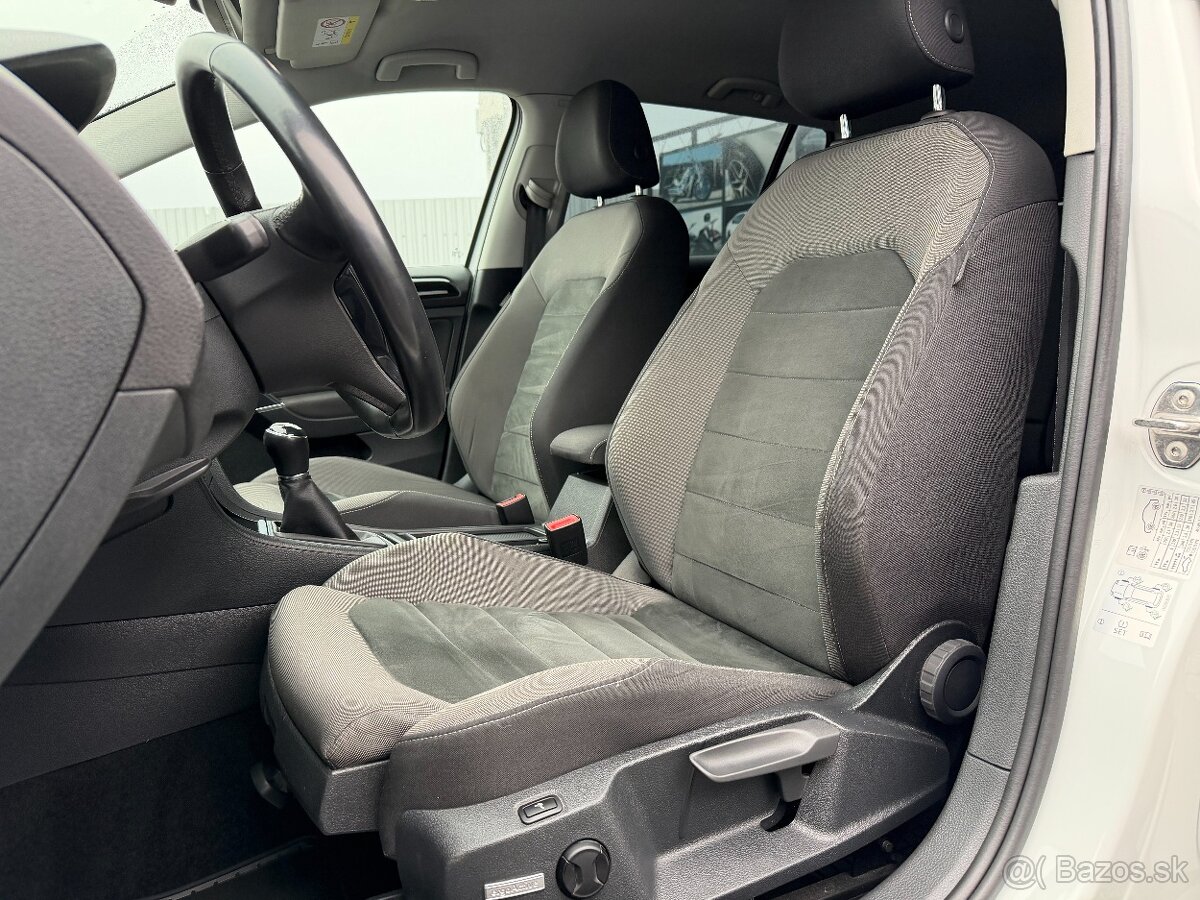 Volkswagen Golf Variant 2.0 TDI Highline - 11