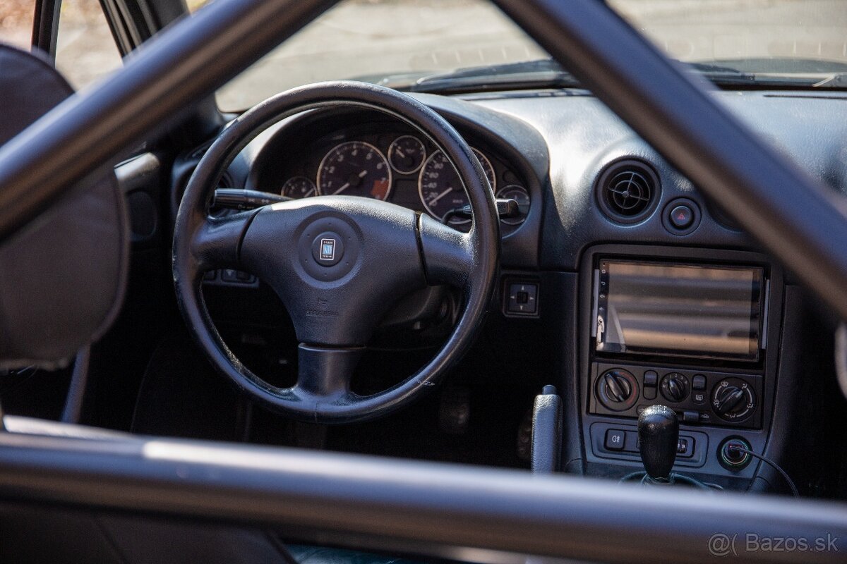 Mazda Mx-5 Miata 1.8 samosvor - 11