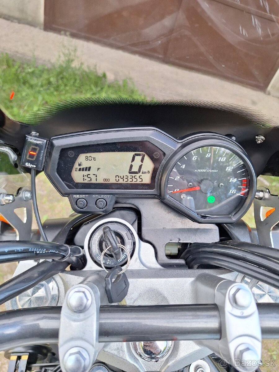 Yamaha fz6-N - 11