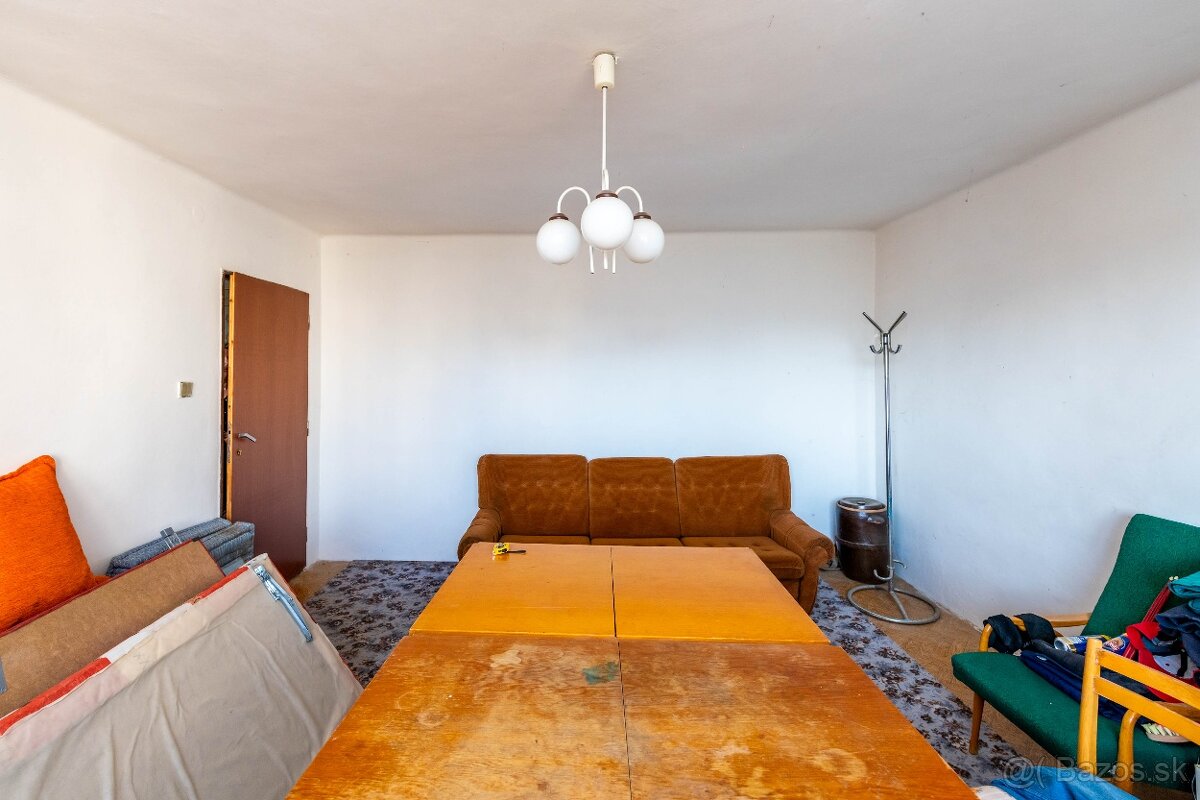 Ponúkame na predaj rodinný dom v Humennom - 11