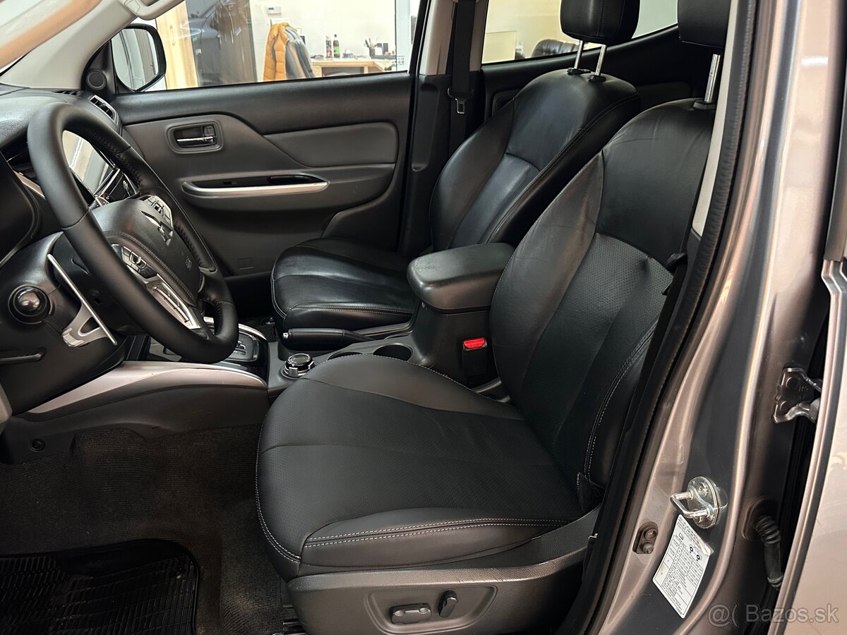 Mitsubishi L200 2.4DI-D Black Edition - 11