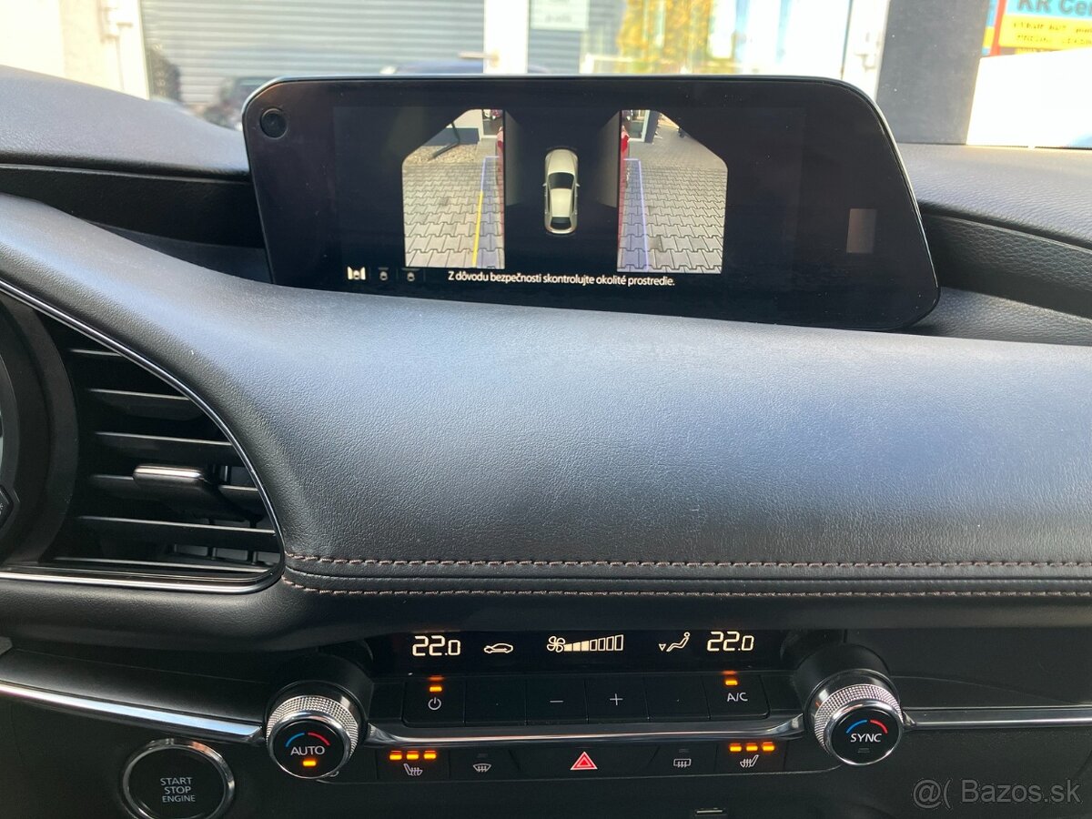 Mazda 3 2.0 Skyactiv 90kW G122 Plus A/T BENZÍN - 11
