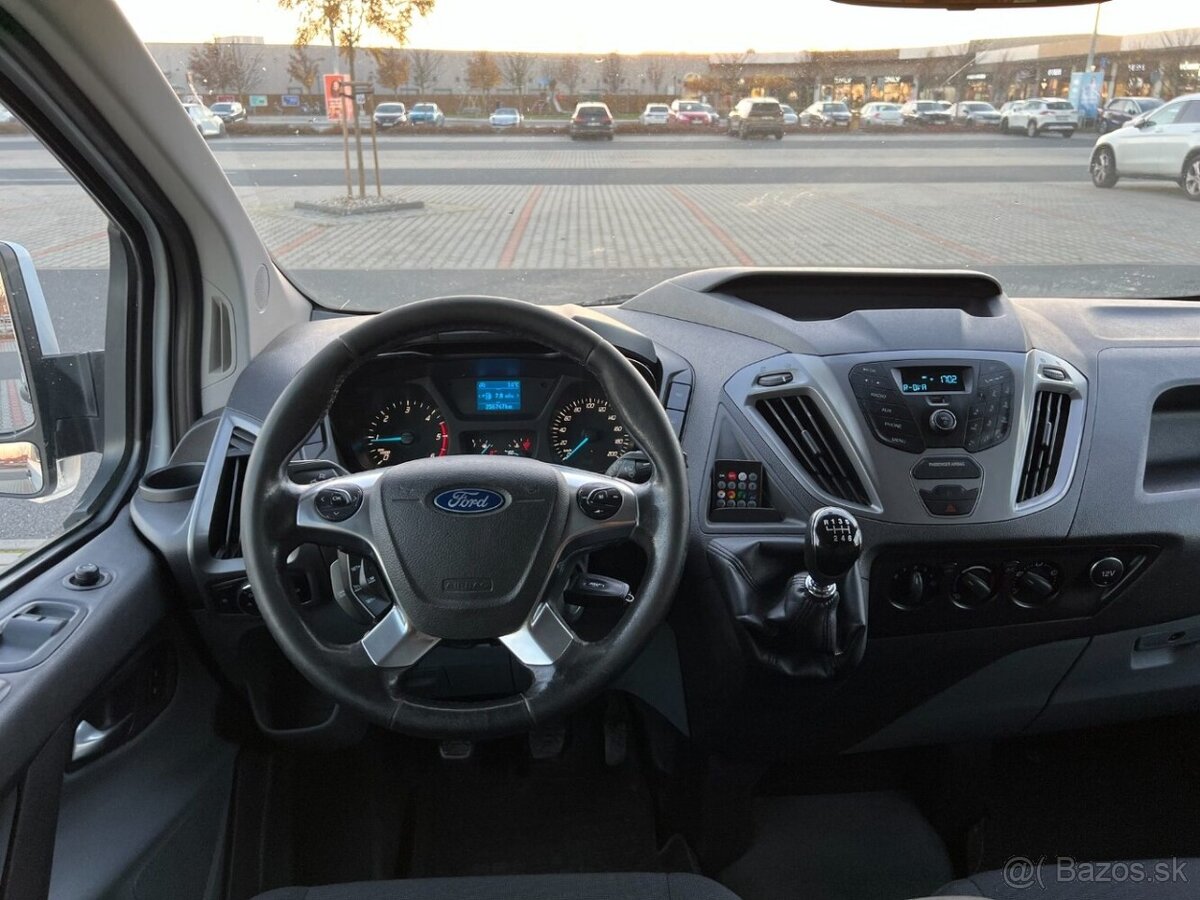 Ford Transit Custom 2.0 TDCi 96kw long 9míst lůžko - 11