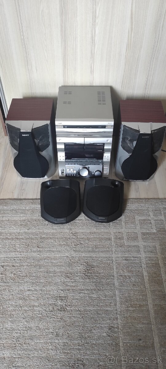 Sony RX99, hi-fi systém - 11