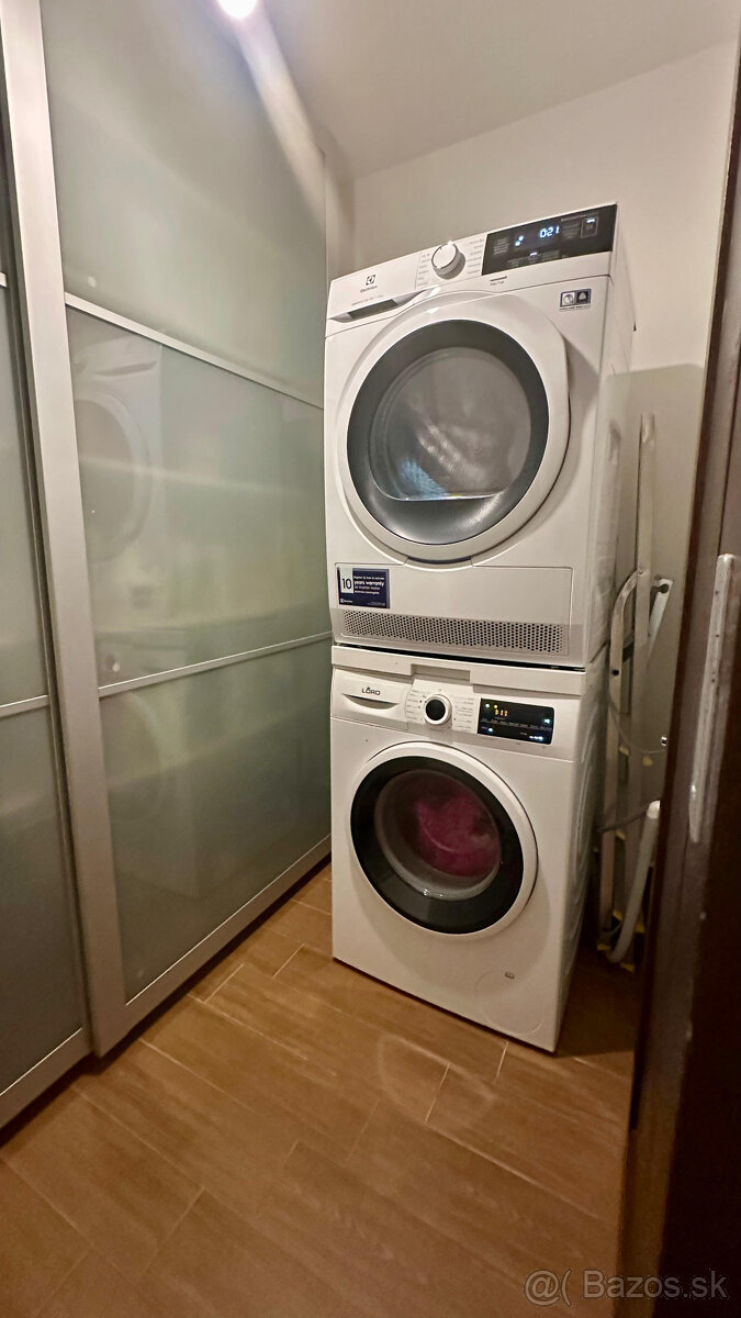 4i zariadený byt s balkónom na predaj, ul. Nováckeho - 11