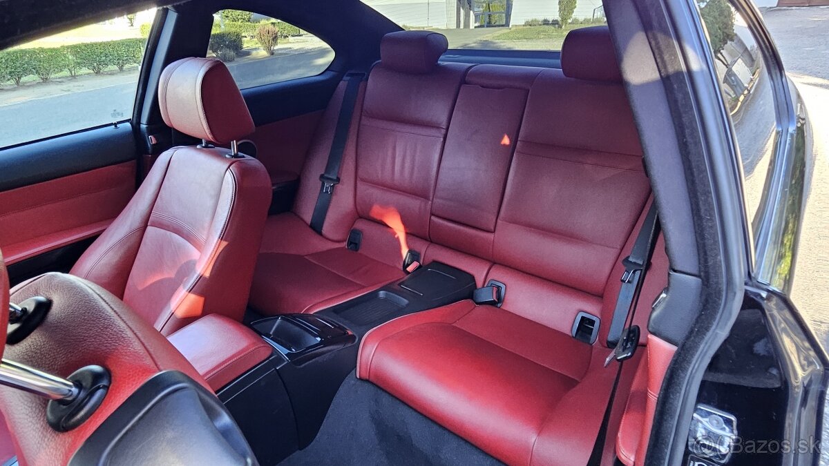 BMW e92 330i Coupe M-packet - 11