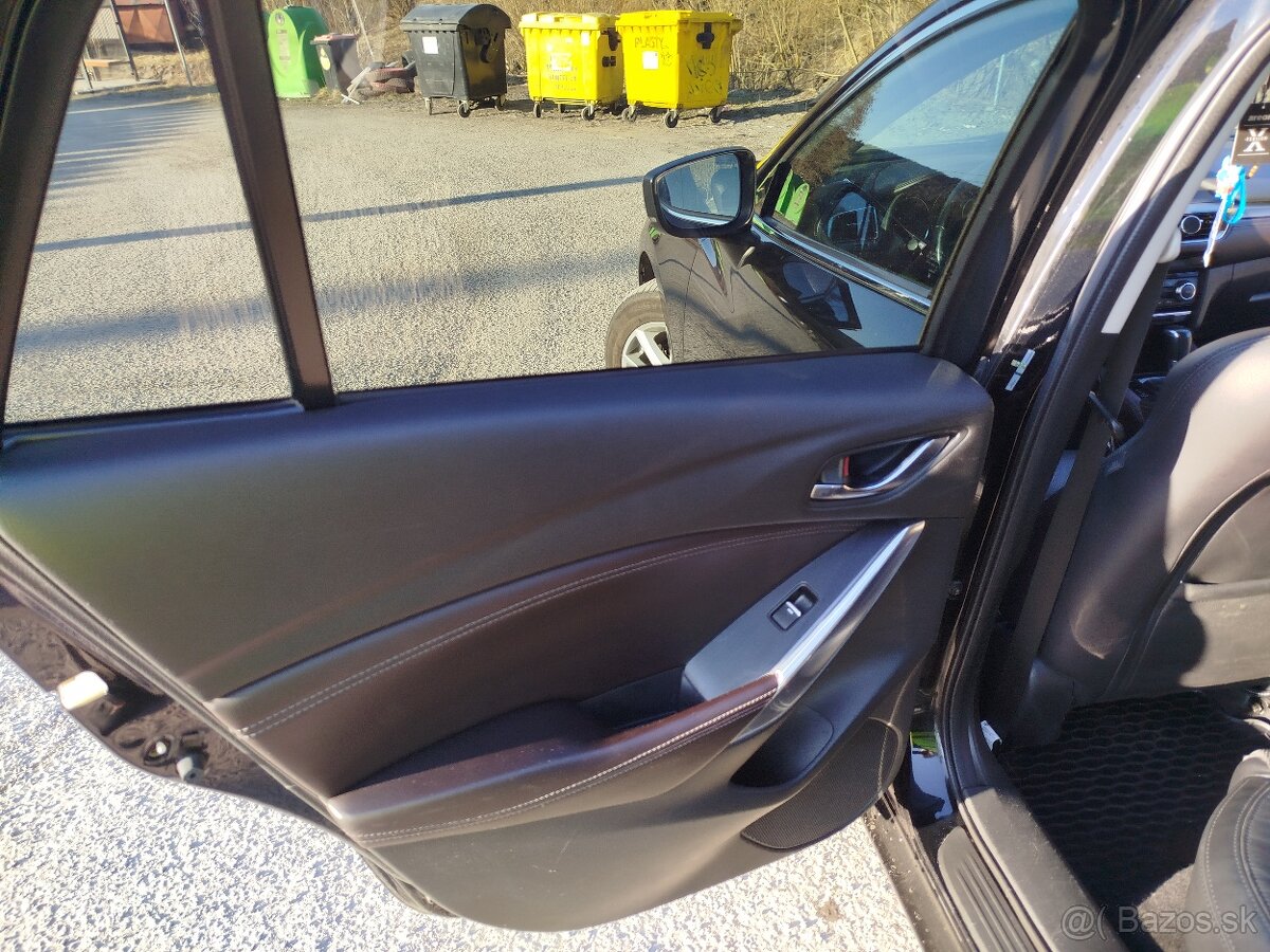 Mazda 6 Vagon 4x4 - 11