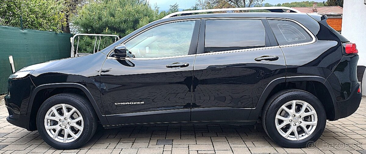 Jeep Cherokee 2.2 TD Longitude ADI AWD - 11