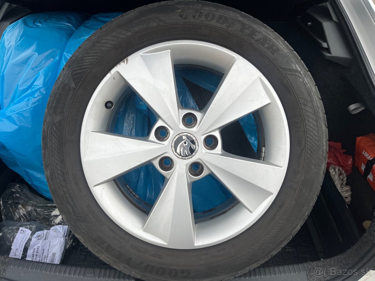 Škoda Octavia 1,4Tsi - 11