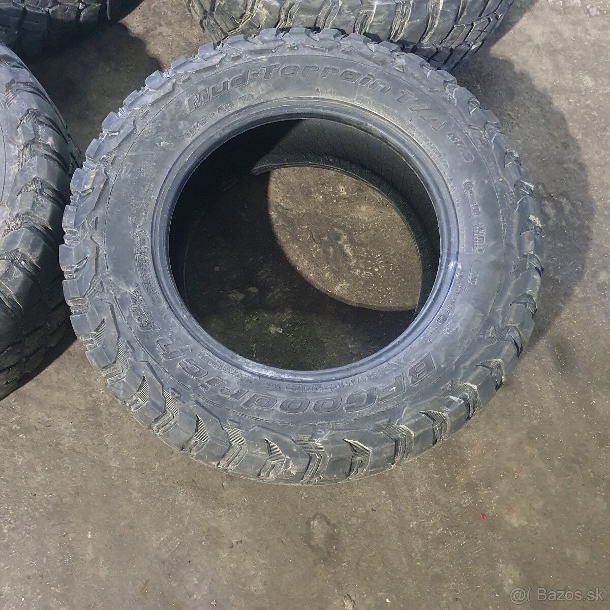 Predám BFgoodrich 265/65 R 17 - 11