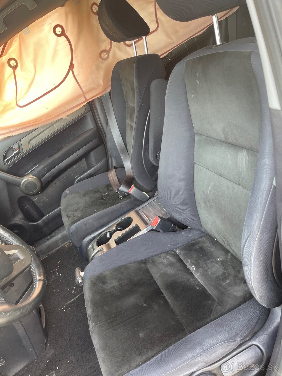 Honda CR-V 2,2 i-DTEC r.v. 2012 AUTOMAT - 11