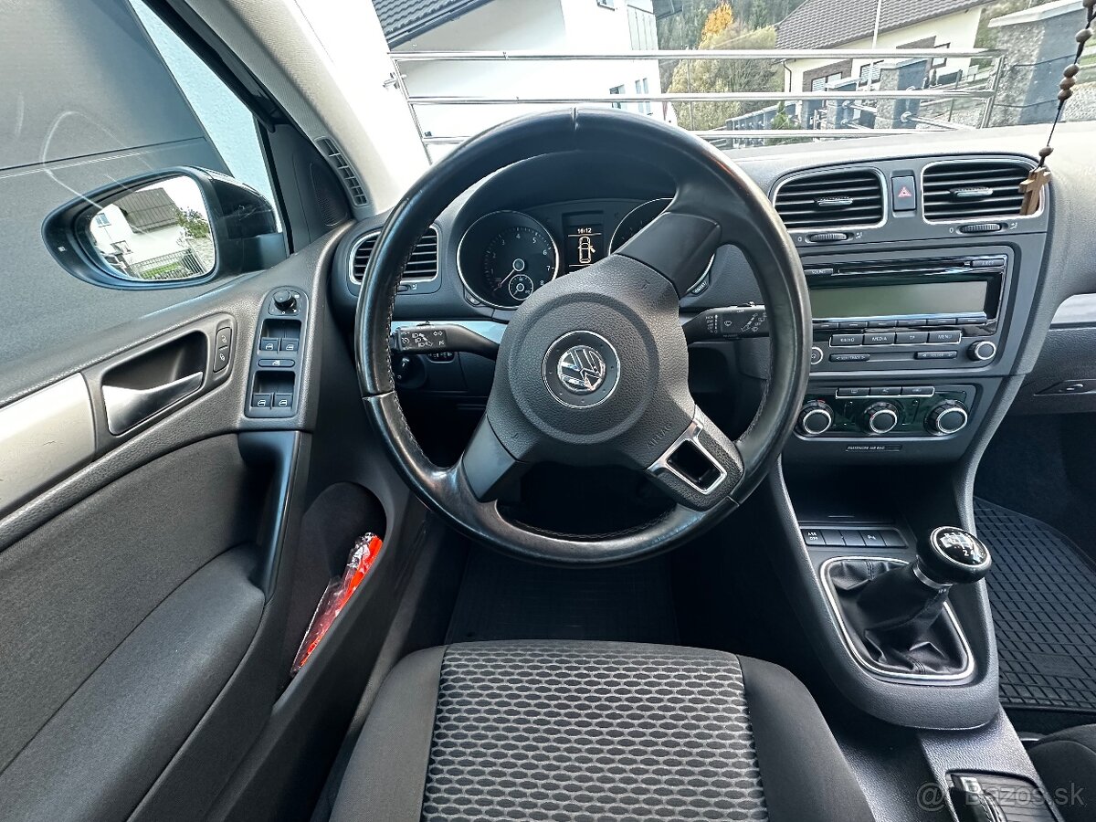 PREDÁM AUTO ZNAČKY VOLKSWAGEN GOLF - 11