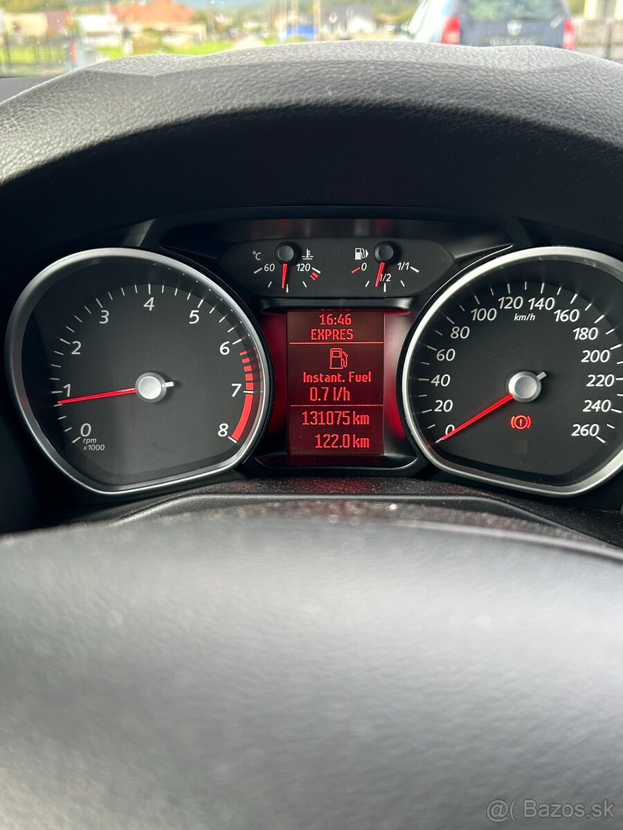 Ford Mondeo 2014 Liftback - 11