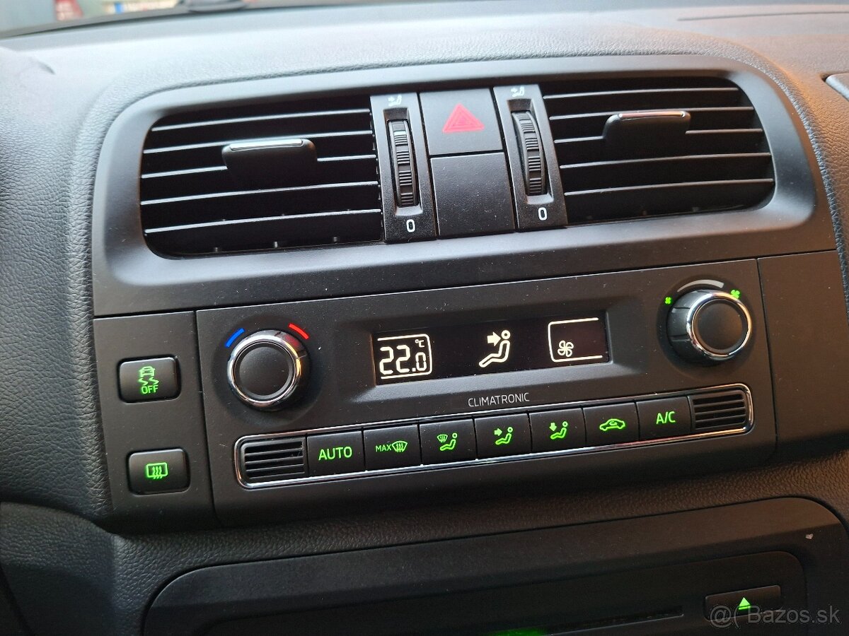 Predám Skoda Fabia 2--Monte Carlo-r.v-2013 - 11