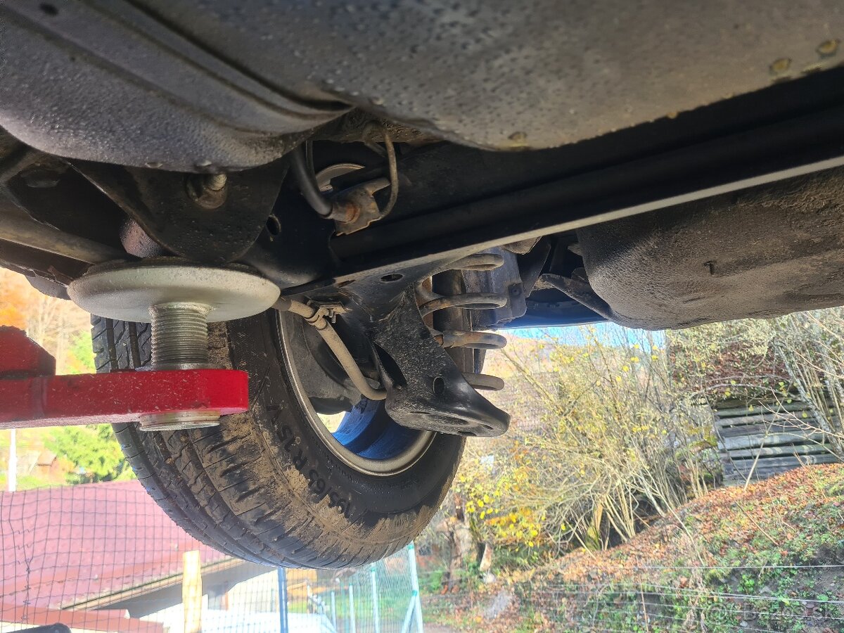 Predám octavia 1.9 TDI 81 kw - 11