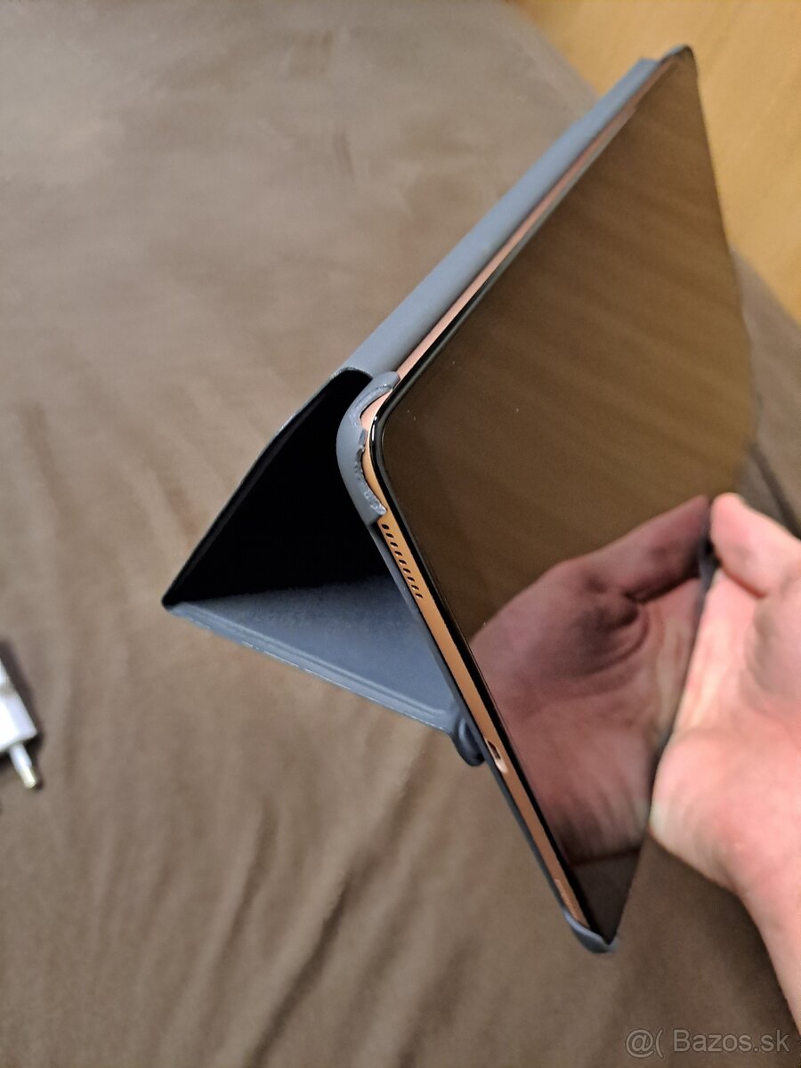 samsung galaxy tab A - 11