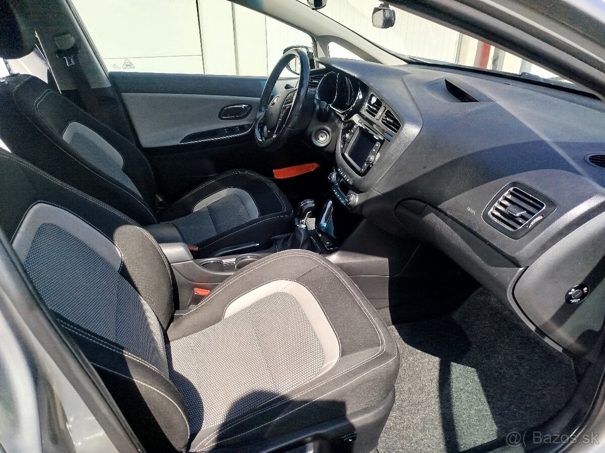 Kia Ceed sw Platinum 1,6 CRDi 94kw - 11