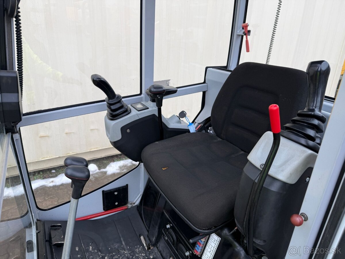 Minibagr Wacker Neuson ET 16 - 11