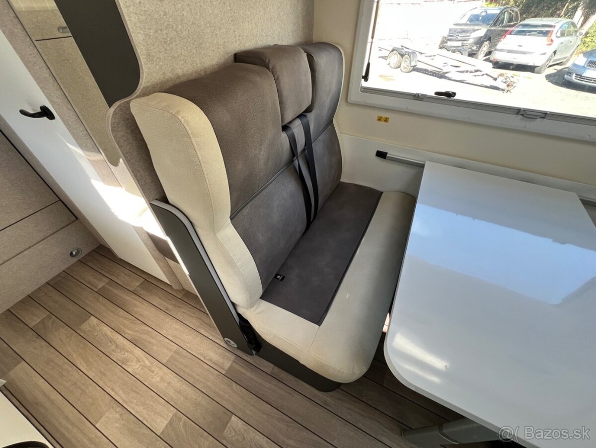 FORSTER 699 DVB 2025 18 TIS KM DPH TOP VÝBAVA - 11