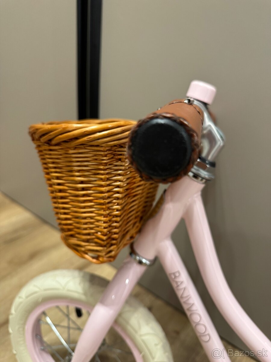 Banwood odrážadlo - 11