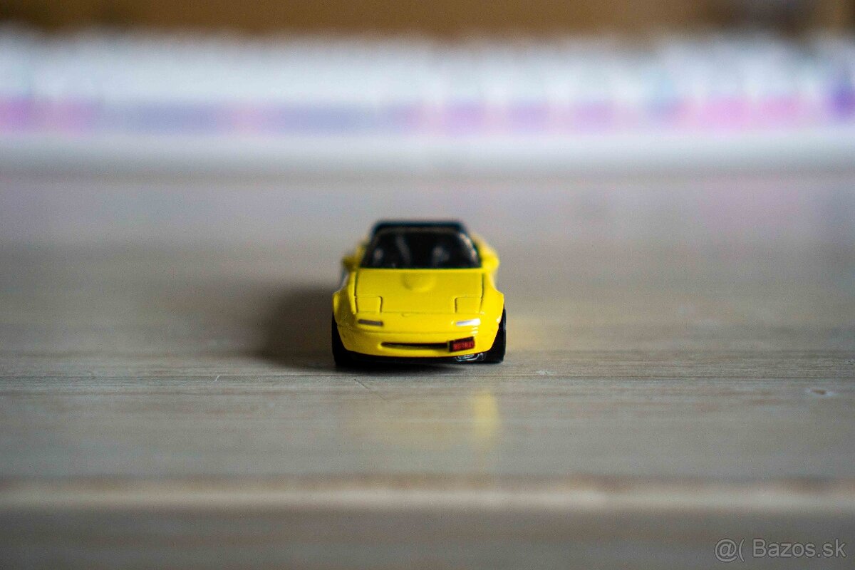 Rozbalene HotWheel autíčka - 11