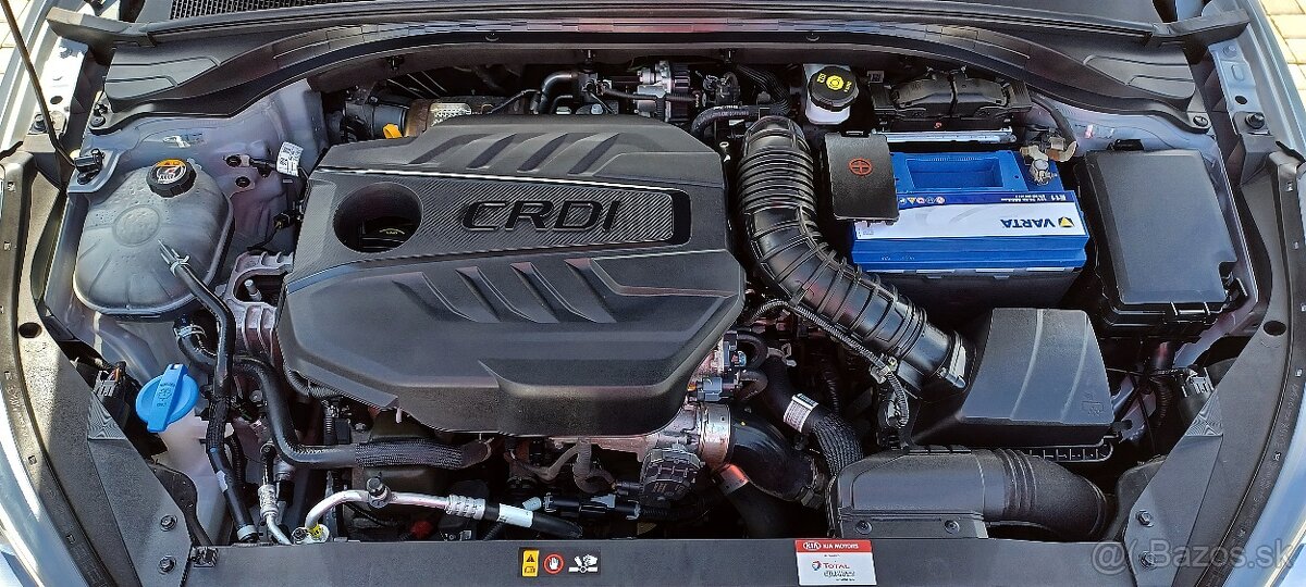 Kia Ceed SW 1.6 CRDi MHEV Gold A/T Možný Leasing - 11