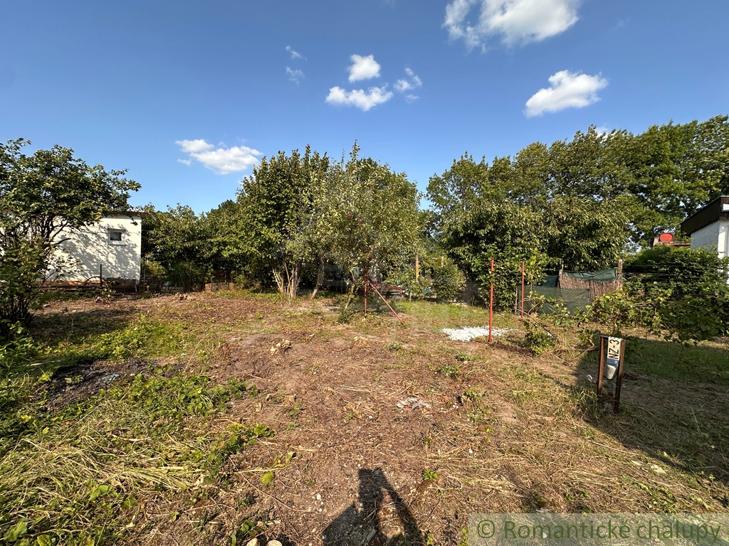 Na predaj záhradná chatka neďaleko rybníka – Nové Zámky, č - 11