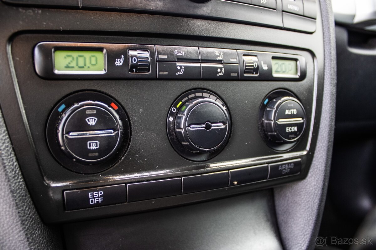 Škoda Octavia Combi 2.0FSI 4x4 Scout - 11