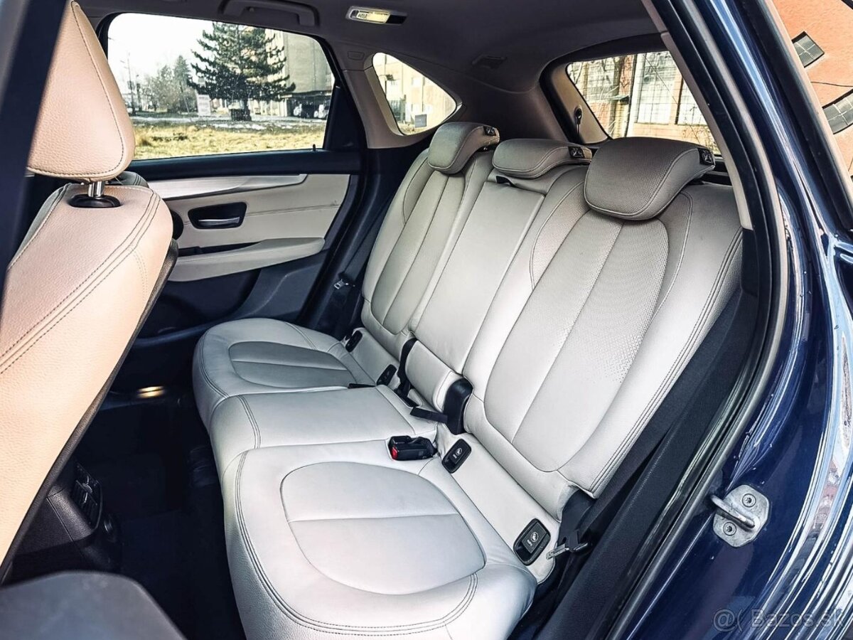 BMW Rad 2 Active Tourer 2 218d Luxury Line A/T - 11