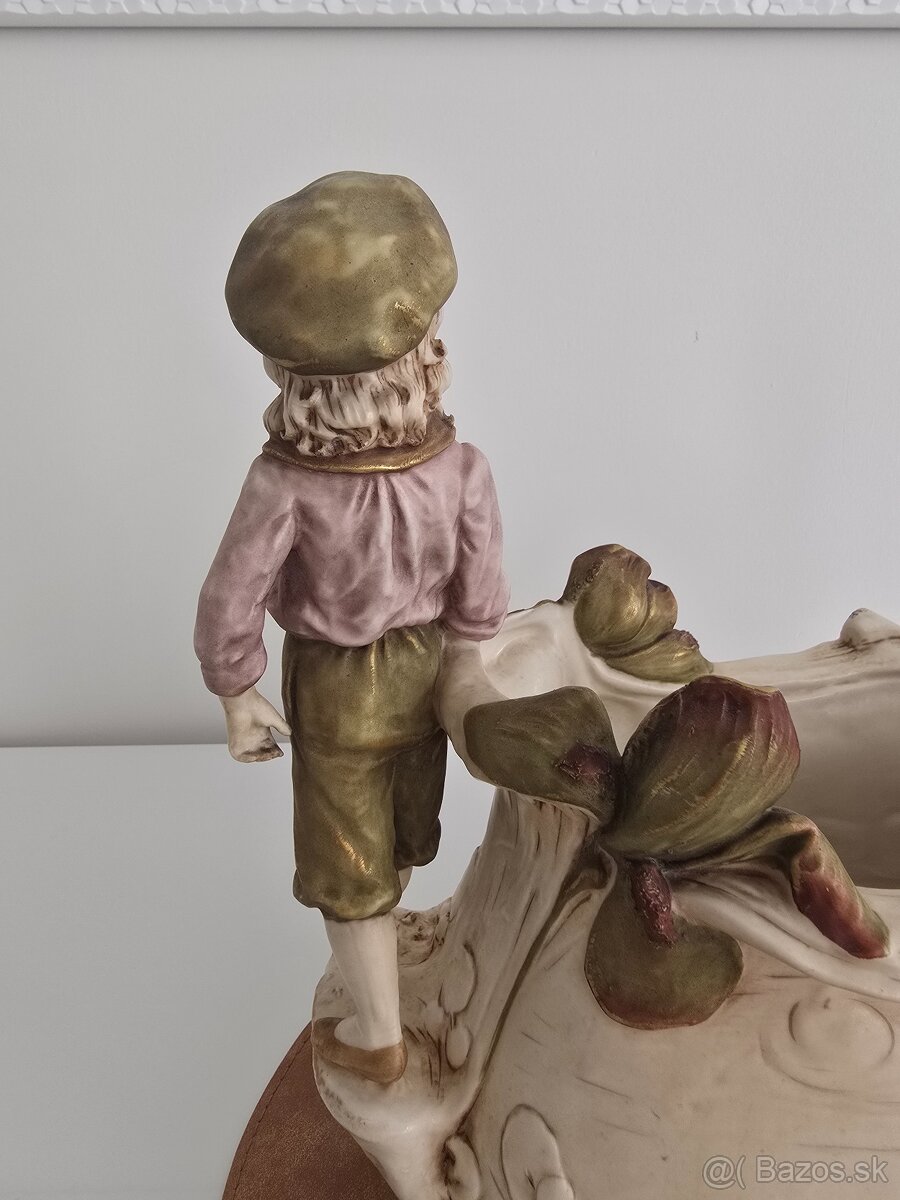 Krasna socha Royal Dux - 11