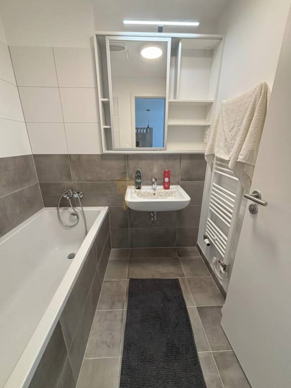 2-izb. byt, Bystrická ul., Devínska Nová Ves, pivnica, park. - 11