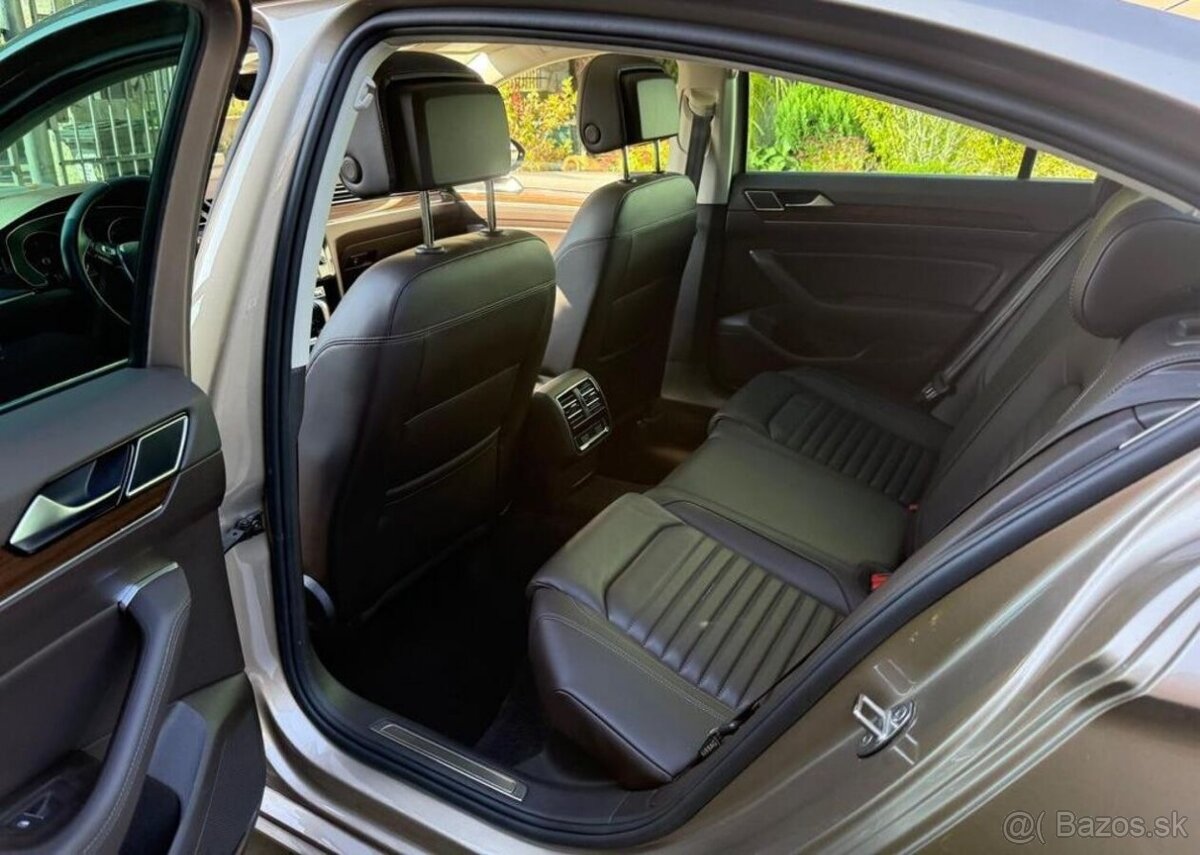 Volkswagen Passat 2,0 BiTDI 4x4 Highline Top sta nafta - 11