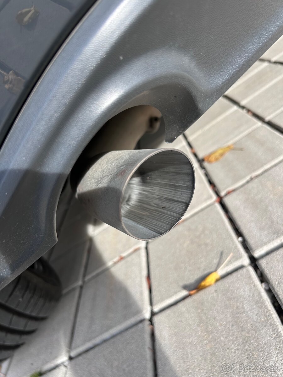 VW Golf 7 Hatchback - 11