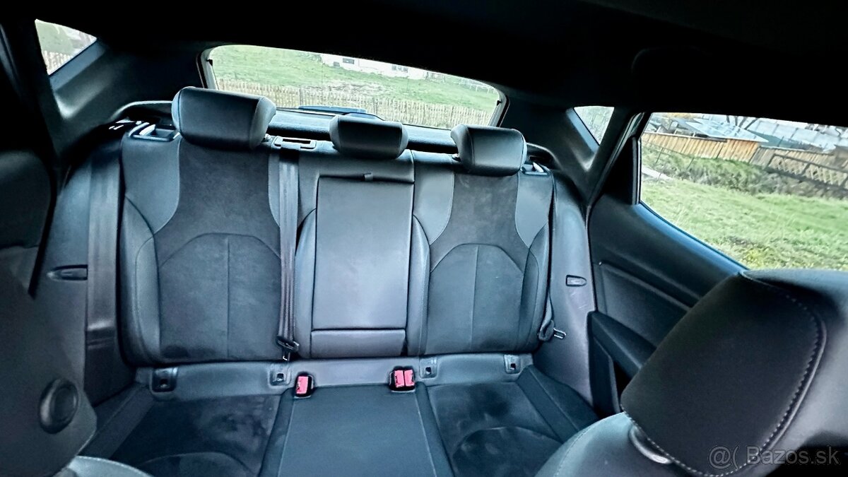 Seat Leon Xcellence 1,4i 110kw AT/7 - 11