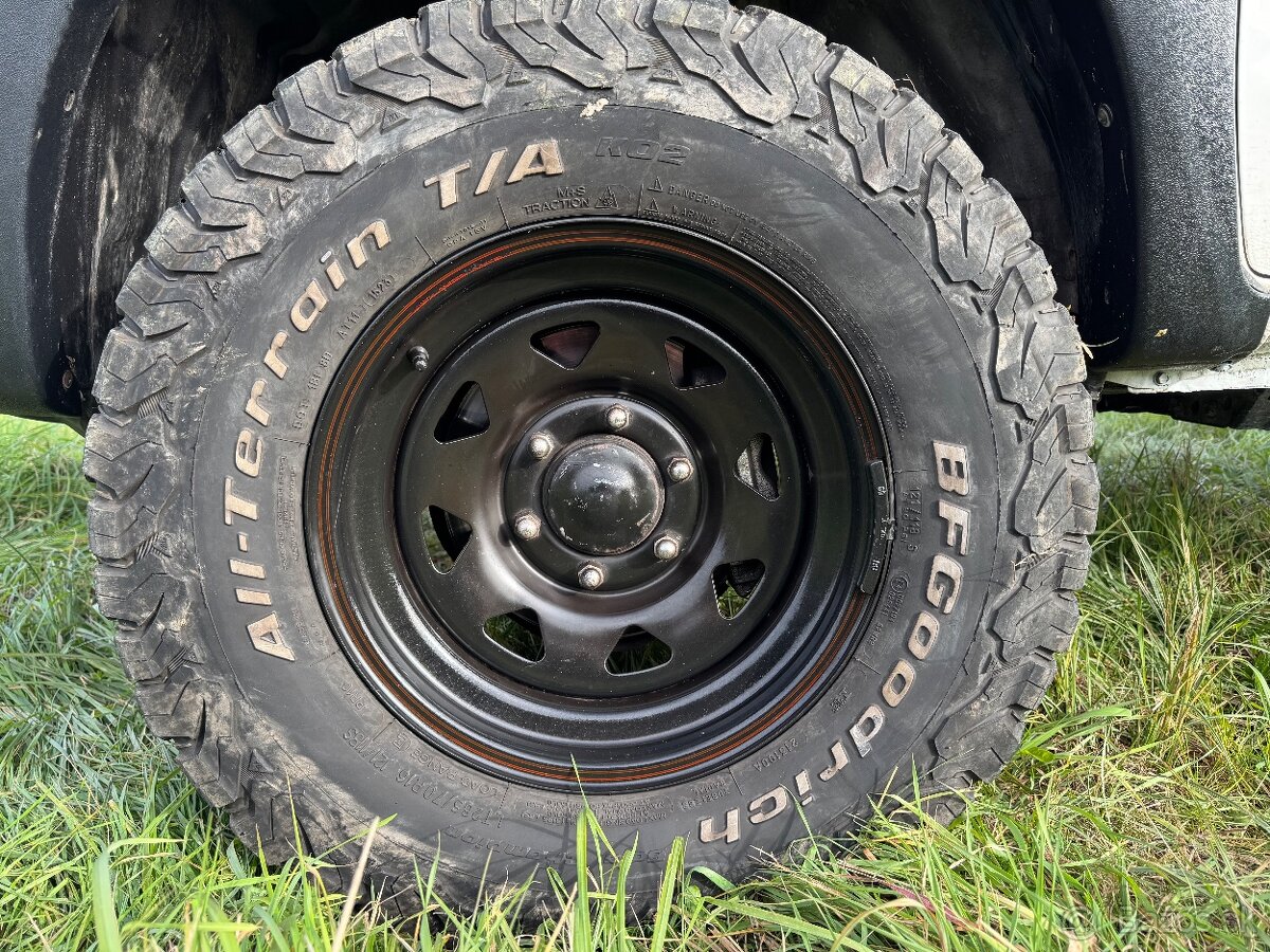 Toyota Hilux 2.5 D-4D M/T - 11