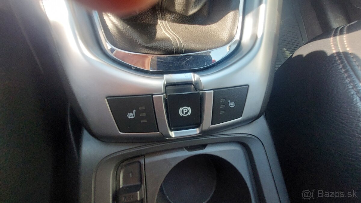 Opel Antara 2.2 CDTi, 120 kw, M6, 4x2, 2012 - 11