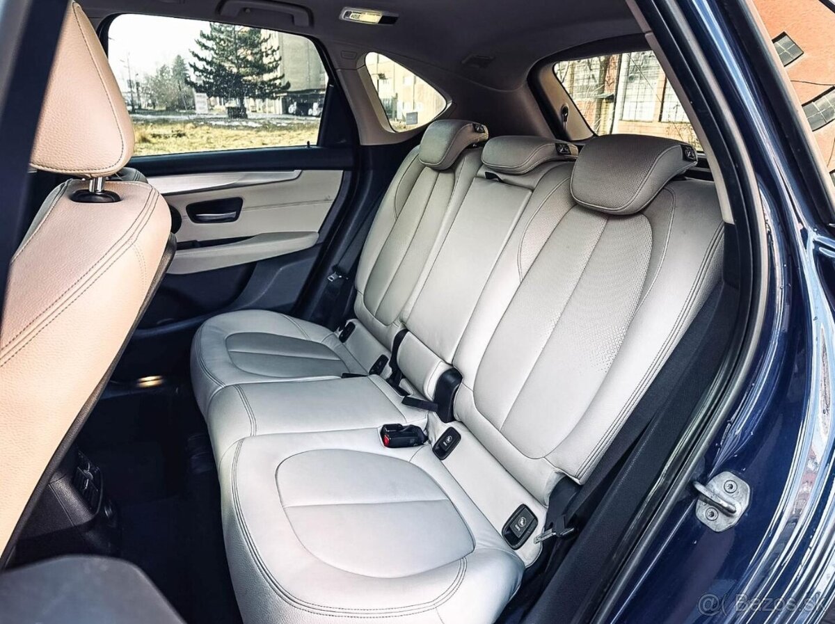 BMW Rad 2 Active Tourer 2 218d Luxury Line A/T - 11