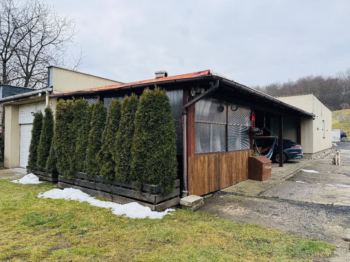 Bungalov v obci Závada - 11