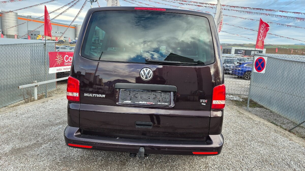 Volkswagen Multivan 2.0 TDI 140k Startline DSG - 11
