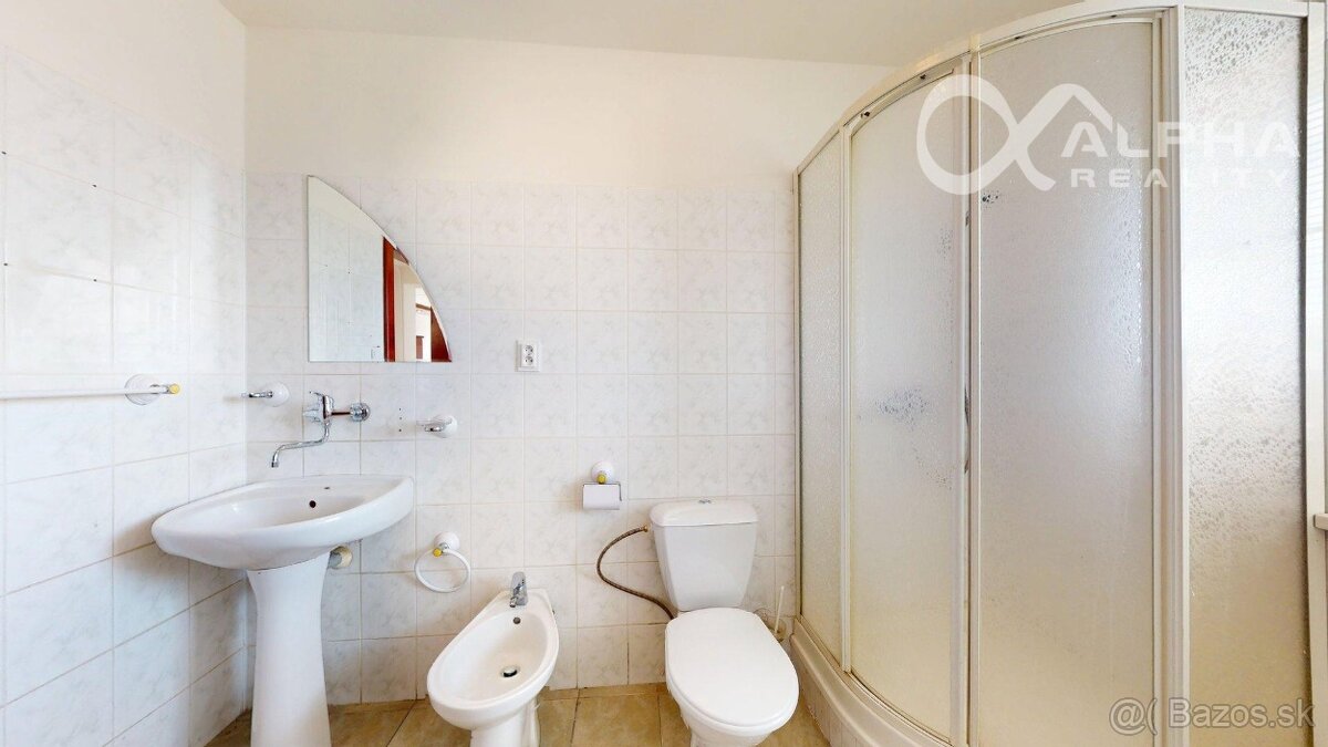 Prenájom: Polyfunkčný priestor 98,9m2, Markušovská cesta,SNV - 11