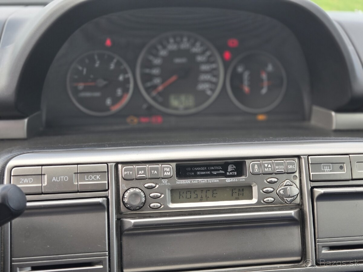 Predám Nissan X-Trail, 4x4, diesel - 11