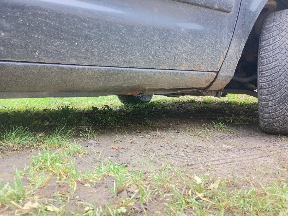 Ford Galaxy 1,9TDI 85kW rv. 2005 - 11