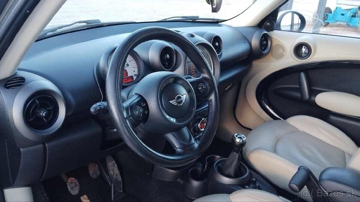 Mini Cooper Countryman 4x4 1.6 D - 11