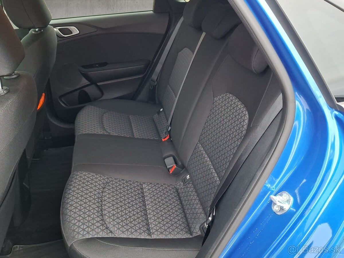 Kia CEED 1,5 T-GDi M6 SILVER PACK103kW/140k - 11