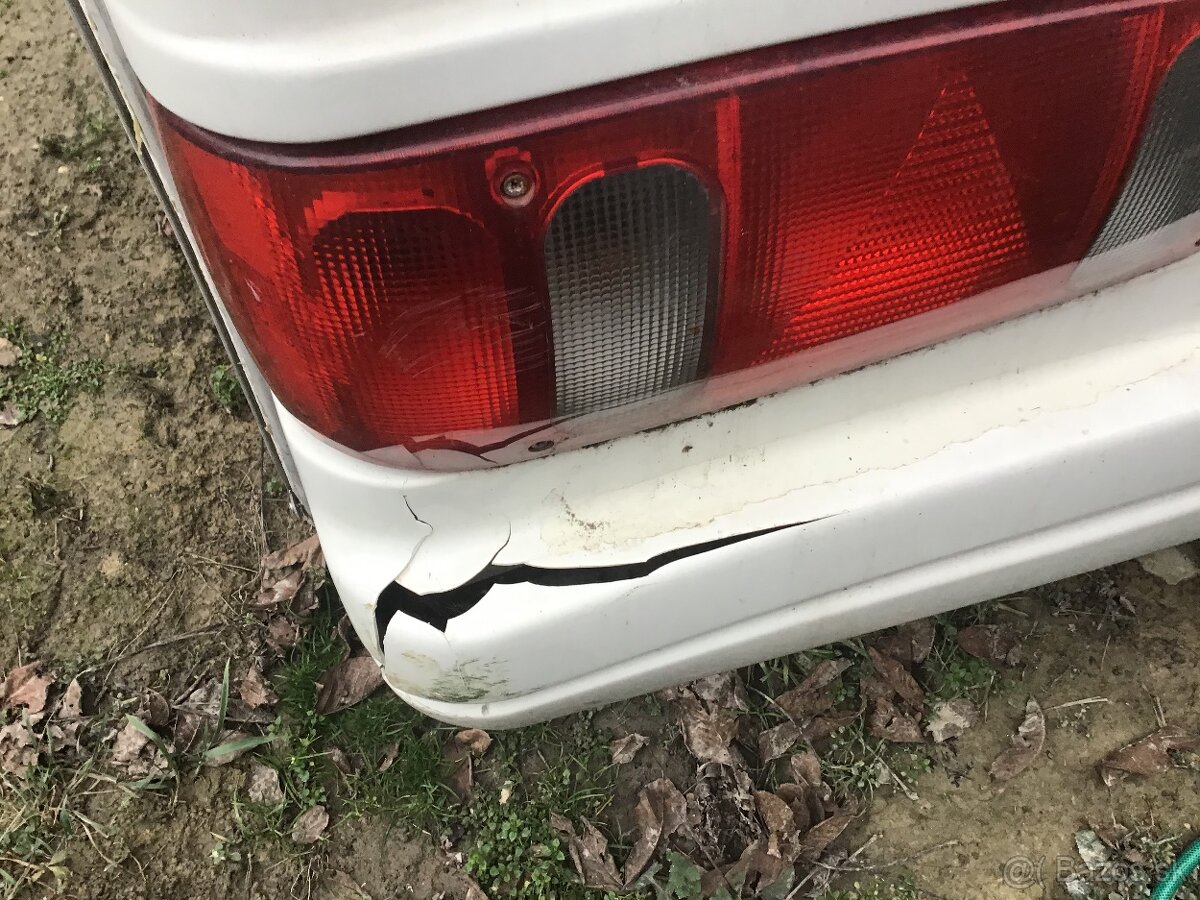 Obytny prives vhodny do záhrady Karavan - 11