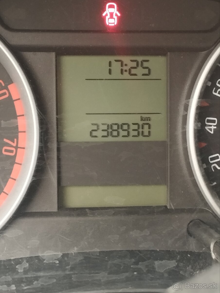 Škoda roomster automat benzin - 11